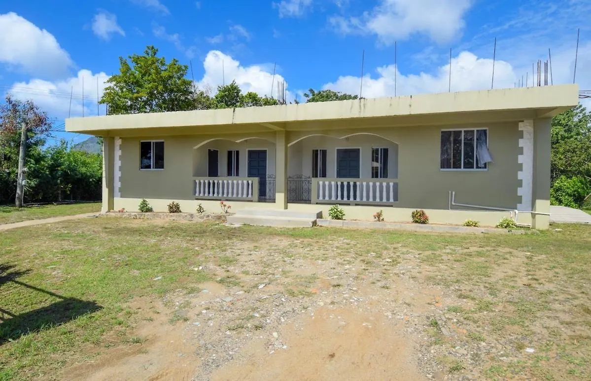 Chic Getaway 1 Apartment Choiseul 0*,  Saint Lucia